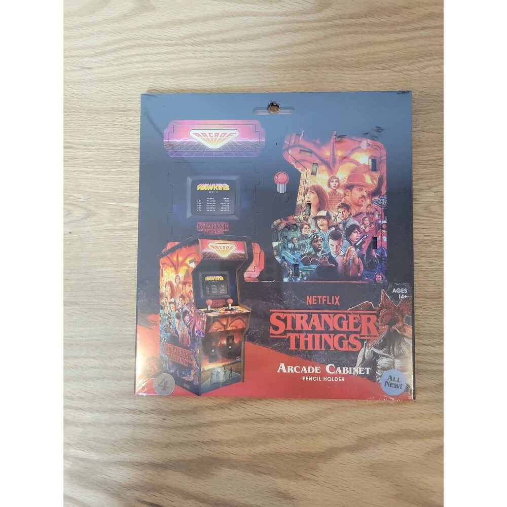 Stranger things arcade cabinet pencil holder